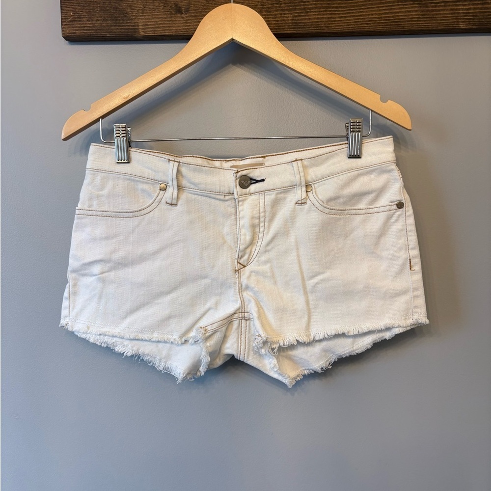 Roxy Low Rise Frayed Hem White Jean Shorts size 27
